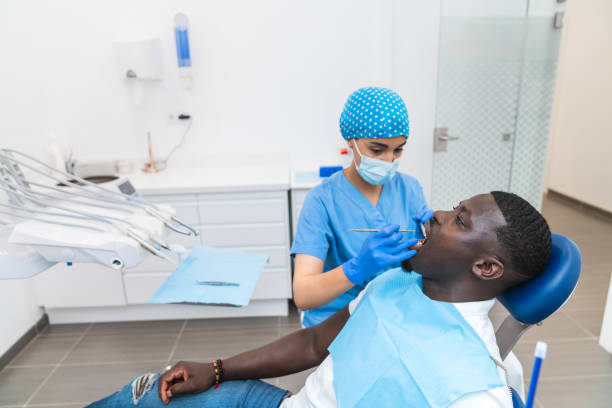 Best Emergency Tooth Extraction in South Hooksett, NH